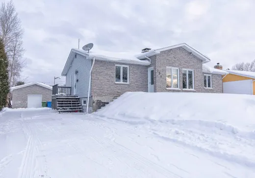 Maison à étages à vendre - 131 Rue Guay, Val-d'Or, J9P5Z8