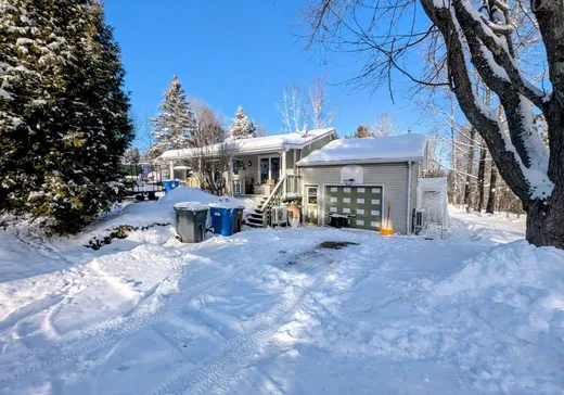 Maison à étages à vendre - 320 Rue Perrier, Rivière-Rouge, J0T1T0