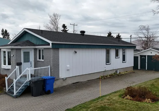 House for sale - 42 Rue Sorensen, Sept-Îles, G4R 5R5