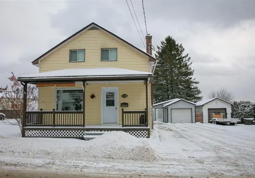 1 1/2 Storey for sale - 75 Rue Victoria, East Angus, J0B1R0