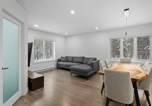 Maison à vendre - 142-142A Rue Grande-Allée, Saint-Colomban, J5K 2H2