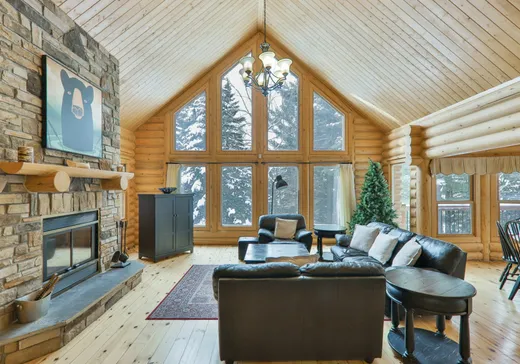 Maison à vendre - 12 Ch. du Merle, Saint-Sauveur, J0R 1A0