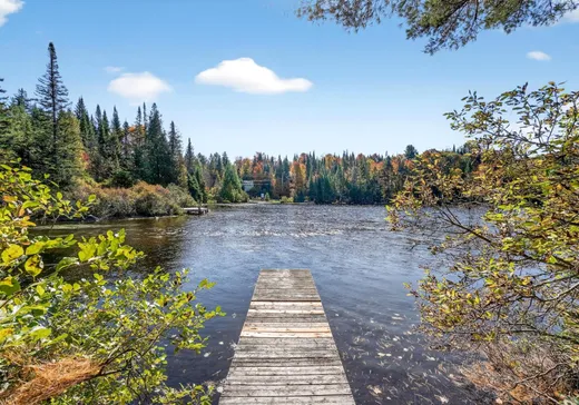 Maison à étages à vendre - 420 Ch. du Lac-Cornu, St-Adolphe d'Howard, J0T2B0