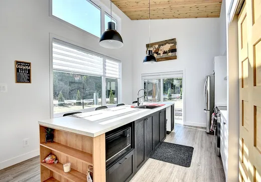 Maison à vendre - 11 Rue du Canot, St-Come, J0K 2B0