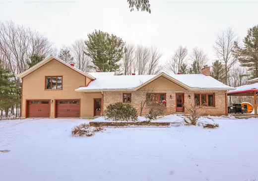 Maison à vendre - 1335 8e Rang, Saint-Theodore-d'Acton, J0H 1Z0