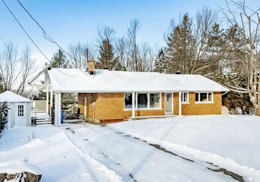 Bungalow à vendre - 35 Rue Crabtree, Windsor, J1S1T7