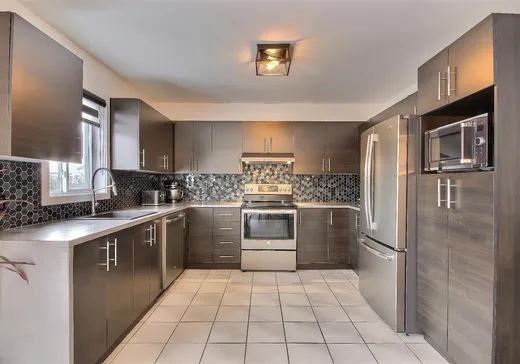 House for sale - 10330 Rue du Chinon, Mirabel, J7N 0M1