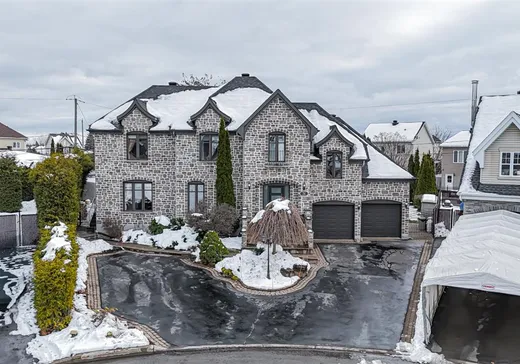 Maison à étages à vendre - 71Z-73Z Place Bourdages, Terrebonne, J6Y1Z9