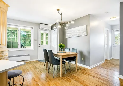 Maison à vendre - 64 Rue Stanley, Windsor, J1S 1P2