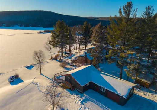 Maison à vendre - 1196 Route 141, Saint-Herménégilde, J0B 2W0