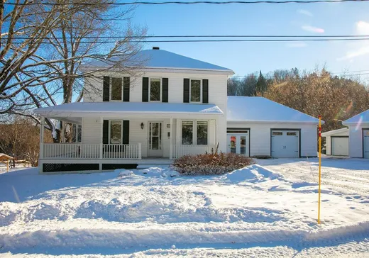Maison à étages à vendre - 160 Rue Pierce, Magog, J0B1C0
