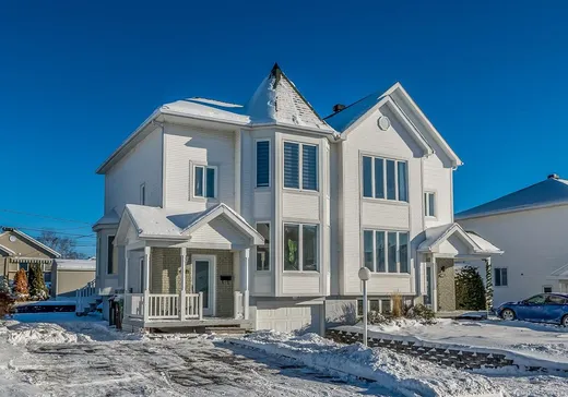 Maison à étages à vendre - 4278 Rue Marguerite-Bourgeoys, Sherbrooke, J1N3T7