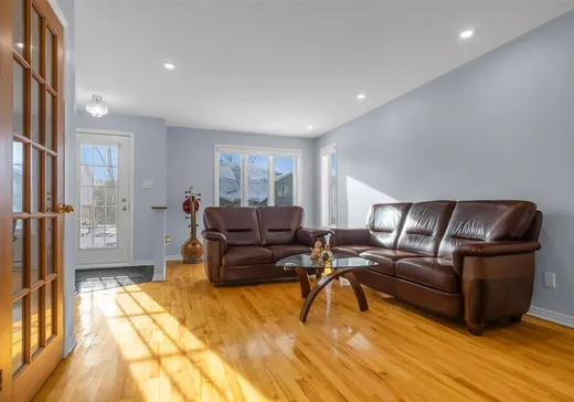 House for sale - 33 Rue René-Émard, L'Île-Perrot, J7V 8V4