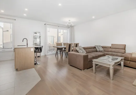 Maison à vendre - 26 Rue de Bernay, Blainville, J7C 3W9