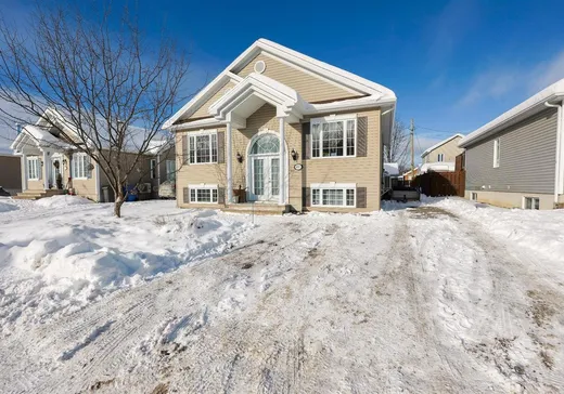 Maison à vendre - 697 Rue de l'Épilobe, Ville de Québec, G3G 3C8