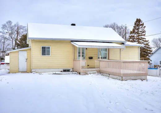 Two or more stories for sale - 236 22e Avenue, L'Île-Perrot, J7V4P1