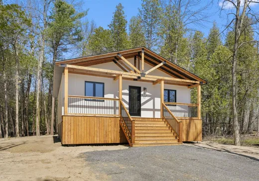 House for sale - 7 Rue Santerre, Lachute, J0V 1X0