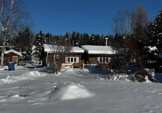 Maison à vendre - 5 Av. des Peupliers, St-Tite-Des-Caps, G0A 4J0