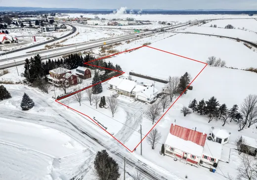 Two or more stories for sale - 10 Rg de la Rivière N., Saint-Esprit, J0K2L0