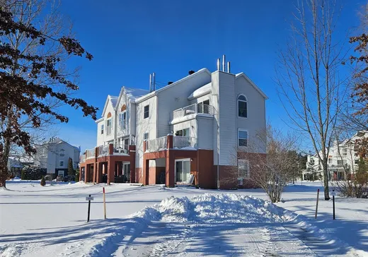 Condo à vendre - 2318 Place du Village, App. 332, Magog, J1X 6G3