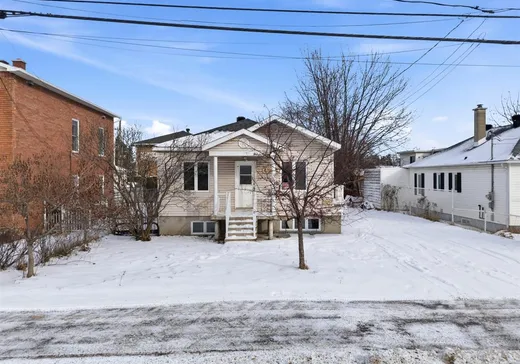 Bungalow for sale - 1200 Rue Cormier, Drummondville, J2C2M6