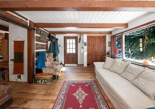 Maison à vendre - 278 Ch. du Mont-Castor, Sainte-Agathe-des-Monts, J8C 2Z8