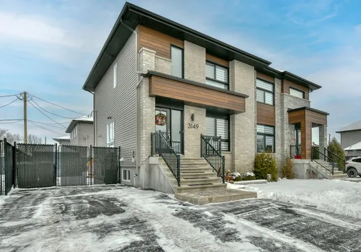 House for sale - 3149 Rue André, Sainte-Marthe-sur-le-Lac, J0N 1P0