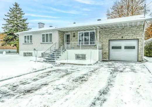 Two or more stories for sale - 460 Rue Lamoureux, Sainte-Julie, J3E1G8