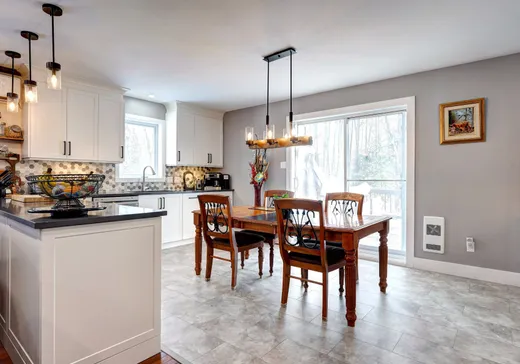 House for sale - 100 Rue Lucien, Saint-Colomban, J5K 1G4