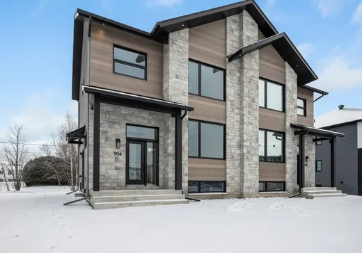 Maison à étages à vendre - 168 Rue du Domaine, Granby, J0E2A0