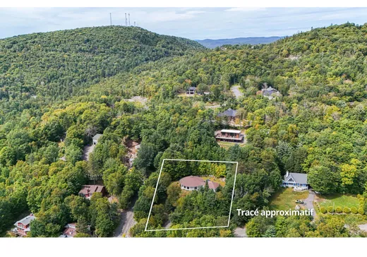 House for sale - 744 Rue de Fribourg, Sainte-Adèle, J8B 2G6