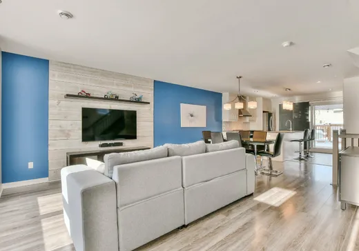 Maison à vendre - 209 Rue Léo, Sainte-Marthe-sur-le-Lac, J0N 1P0