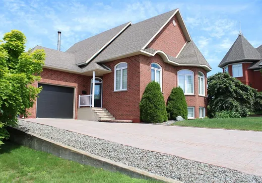 House for sale - 86 Rue De Chauffailles, Rivière-du-Loup, G5R 4E1