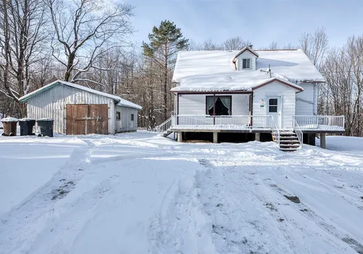1 1/2 Storey for sale - 550 Route 108, St-Romain, G0Y1L0