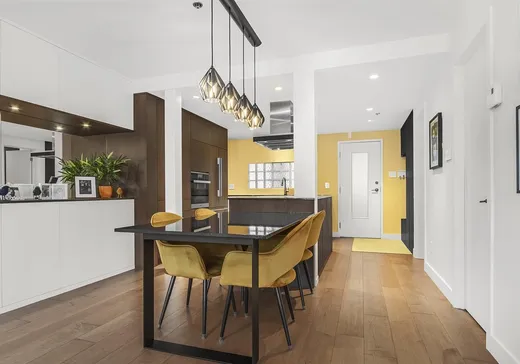 Condo for sale - 744 Rue St-Jean, App. 301, Quebec City, G1R 1P9