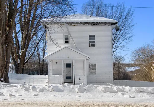 Maison à vendre - 21 Rue Front, Campbell's Bay, J0X 1K0