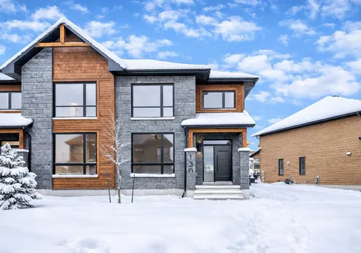 Maison à étages à vendre - 98 Ch. Jean-Paul-Lemieux, Sainte-Adèle, J8B0C1