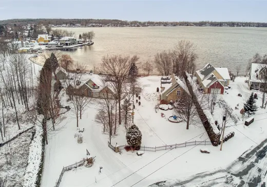 Maison à étages à vendre - 56Z-58Z Imp. de l'Île, Saint-Hyacinthe, J0E1Z0