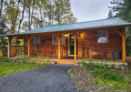 Two or more stories for sale - 1992 Ch. de Notre-Dame-de-la-Merci, Notre-Dame-de-la-Merci, J0T2A0