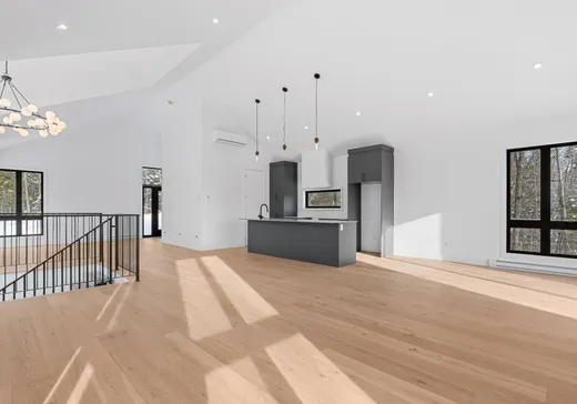 Maison à vendre - 230 Rue Bruno, St-Jean-De-Matha, J0K 2S0