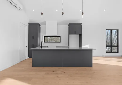 Maison à vendre - 230 Rue Bruno, St-Jean-De-Matha, J0K 2S0