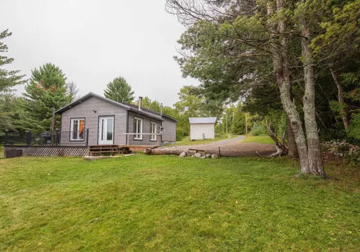 Maison à vendre - 488 Ch. du Lac-Ben, Val-d'Or, J9P 7B9