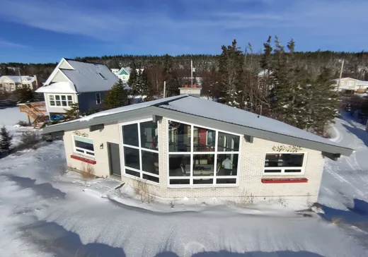 Maison à vendre - 883 Rue de la Rive, Sept-Îles, G4R 0C9
