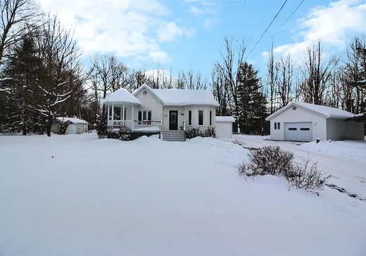 Bungalow for sale - 535 Rue du Passereau, Drummondville, J2B8T8