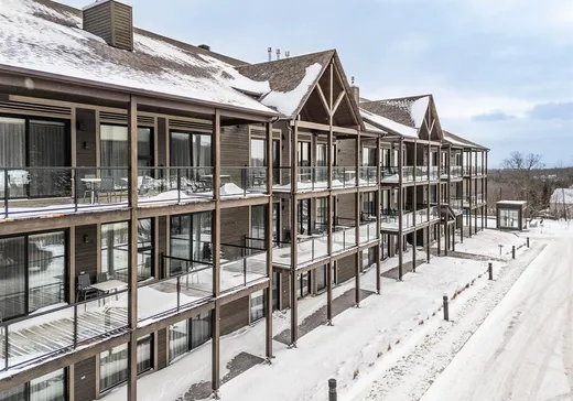 Condo à vendre - 4940 Ch. du Parc, App. E209, Orford, J1X 7N9