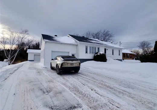 Bungalow à vendre - 261 Rue J.-J.-Bélanger, Rivière-du-Loup, G5R5V9