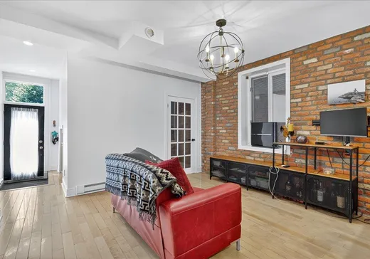 Maison à vendre - 201A-203A Rue de la Montagne, Montréal (Ville-Marie), H3C 2A6