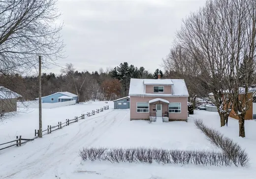 Maison à vendre - 2521 Boul. Mercure, Drummondville, J2A 1G8