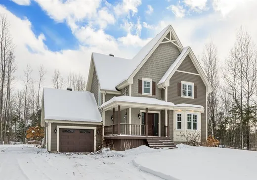Maison à vendre - 3311 Rue des Sous-Bois, Sherbrooke, J1N 0H7