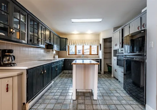 Maison à vendre - 741 Boul. St-Alexandre, Louiseville, J5V 1L5